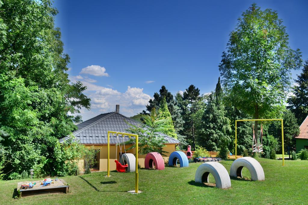 Areal Hradisek Villa Klobouky u Brna Exterior photo